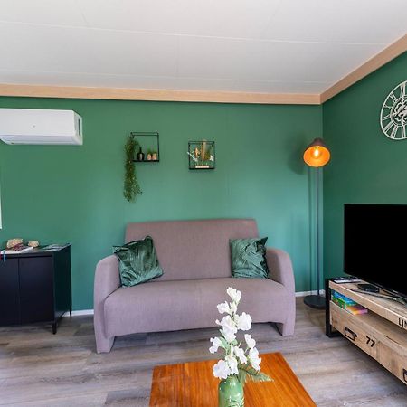 Cozy Chalet In Stegeren With A Terrace Екстер'єр фото